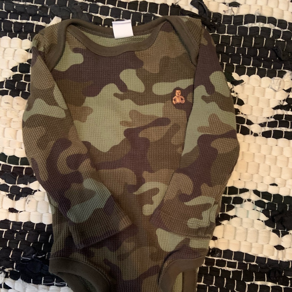 Gap onsie